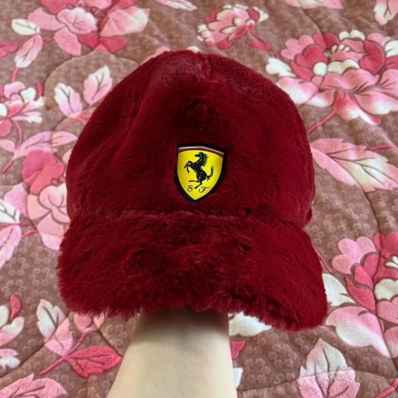 Ferrari Hat - Picture 1 of 8
